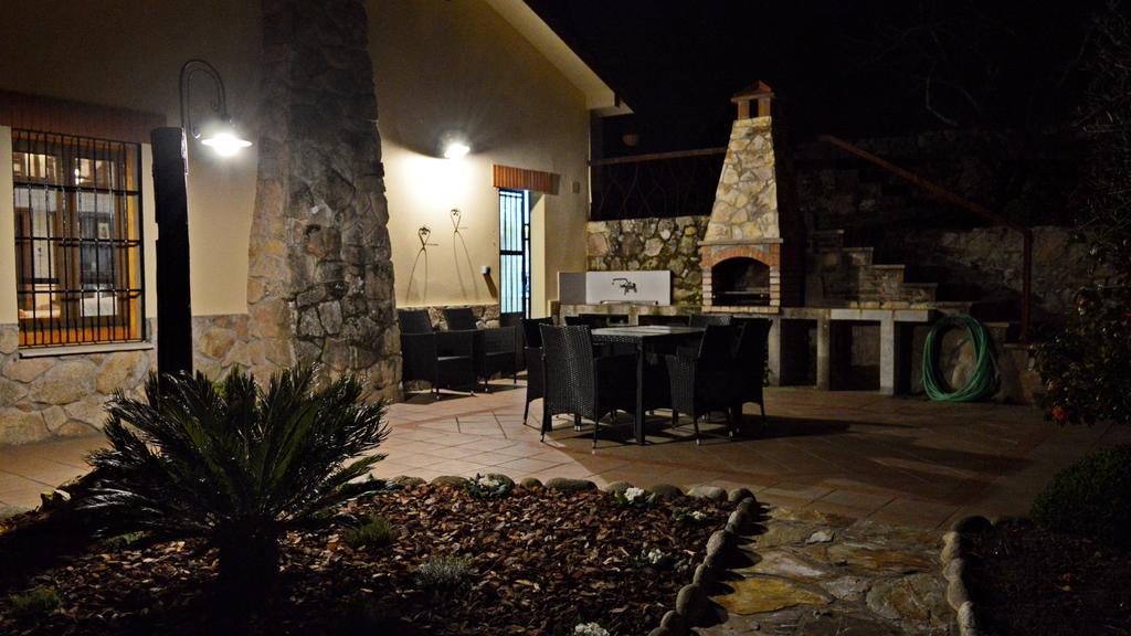 Casa Valeriana Villa Navaconcejo Exterior foto